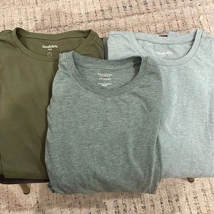 Bundle of three mens t-shirts